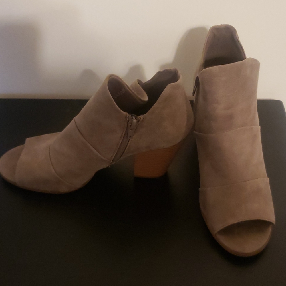 Pewter Ankle Booties (sz 11)